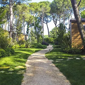 Dei Fiori Village База отдыха